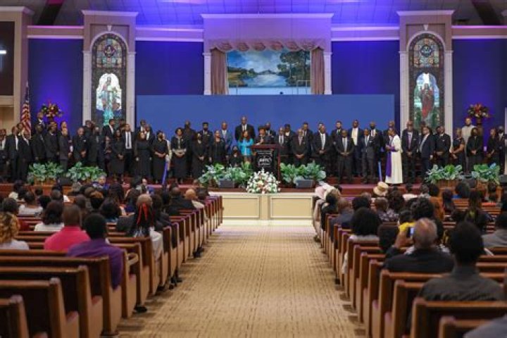 Clifton Pernell Brooks, Sr. – Metropolitan Funeral