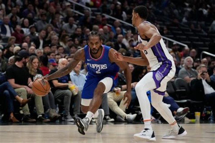 Clippers erase bad memories with dominant win over Kings