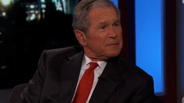 CNN.com - At dinner, Bush pokes fun at his fumbled words