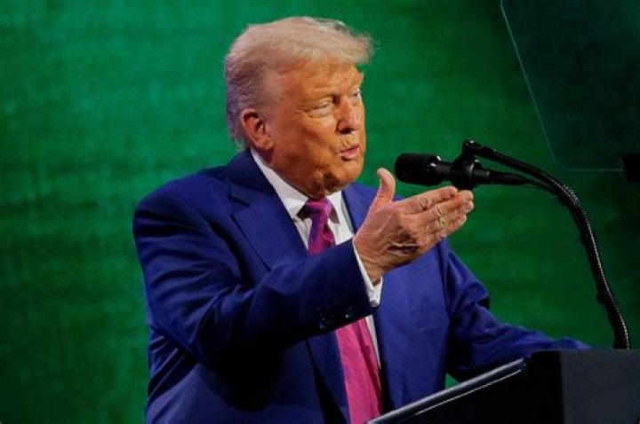 CNN.com - Donald Trump to marry again