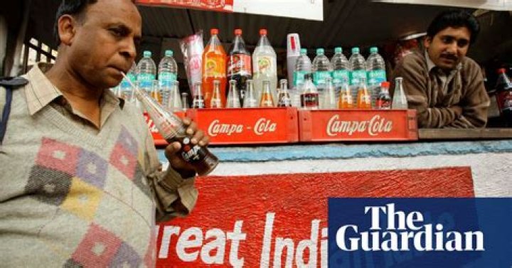 CNN.com - India's cola crisis bubbles up