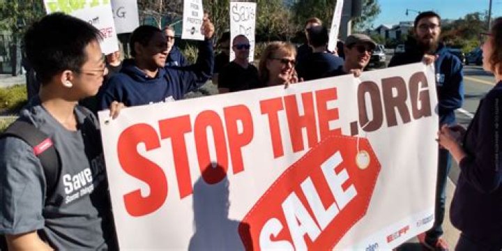 CNN - Groups protest ICANN plans