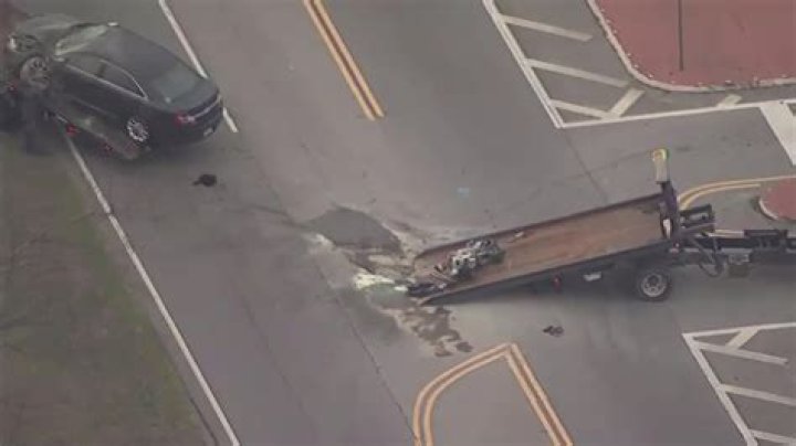 Crash in Gainesville on Browns Bridge Road kills 1