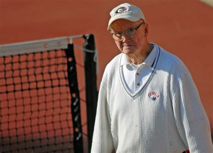 Dan Magill, ‘greatest Bulldog ever,’ dead at 93