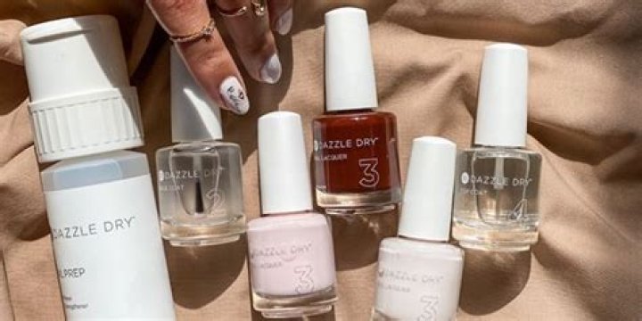 Dazzle Dry Mini Kit Is an Alternative to Gel Manicures