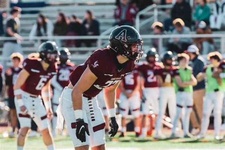 Did Wisconsin football land a sleeper in former Navy lacrosse commit Christian Alliegro?