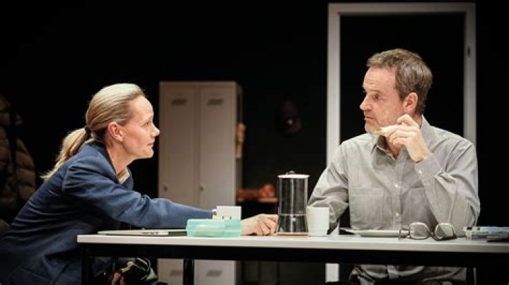 Die Stadt/ Der Schnitt – Thomas Ostermeier nimmt wieder Kurs auf englische Dramatik