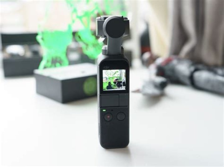 DJI Osmo Pocket vs. GoPro HERO7: Which stabilized camera should you buy?