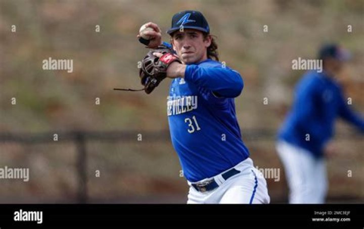 Dominic Freeberger's Baseball Recruiting Profile