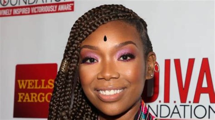 Dominique Chinn Biography, Wiki, Age, Height, Family