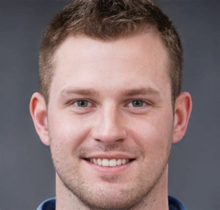 Eddie Levert Net Worth  - Pulptastic