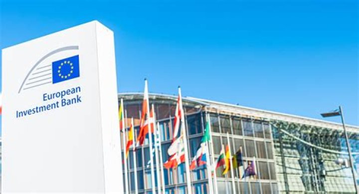 وزير النقل يبحث مع بنك الاستثمار الأوروبي EIB التعاون المستقبلي