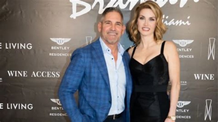 Elena Cardone Age, Height, Wiki, Net Worth, Bio, Husband