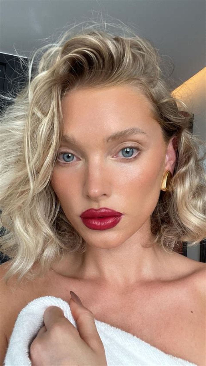 Elsa Hosk's Makeup Photos & Products