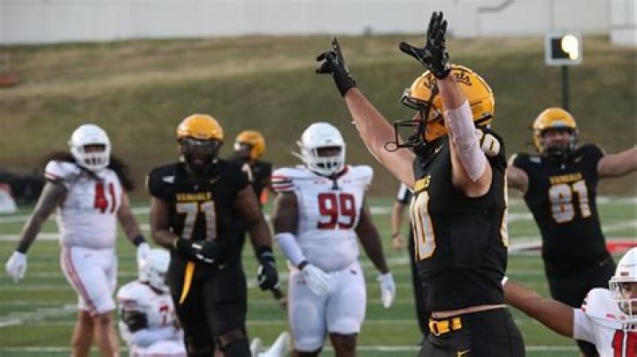 Eric Donahue's Football Recruiting Profile
