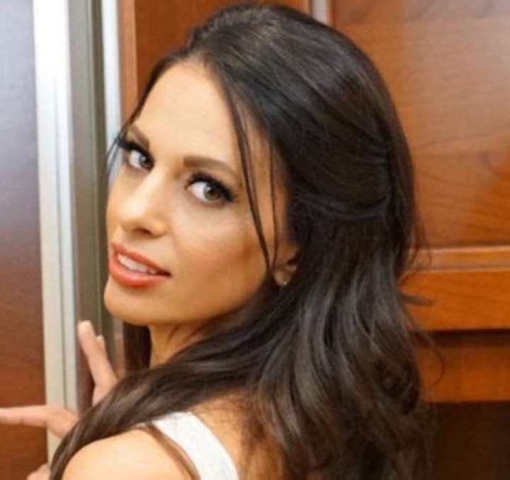Eva Long Biography, Age, Height, Family, Wiki & More