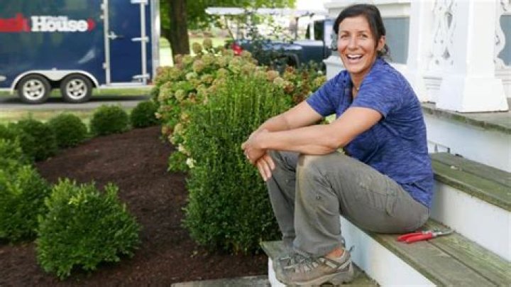 Exploring The Age Of Jenn Nawada: A Comprehensive Insight