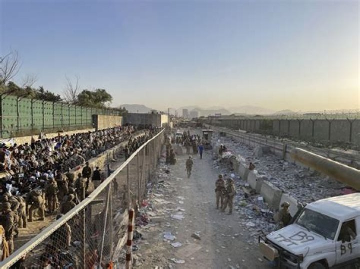 Explosion reported outside Kabul's Hamid Karzai International Airport, Pentagon says 
