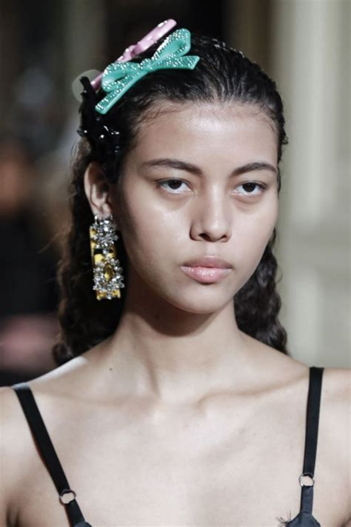 Fall 2024's Biggest Jewelry Trends Are All About Shine