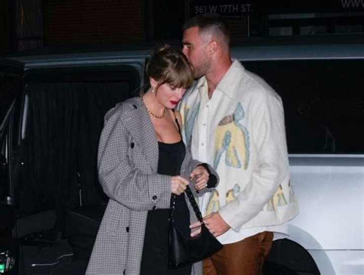 Fans Think Taylor Swift and Travis Kelce Have Actually Been Dating Since August