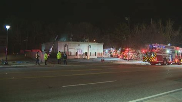 Flashers strip club in Sandy Springs catches fire