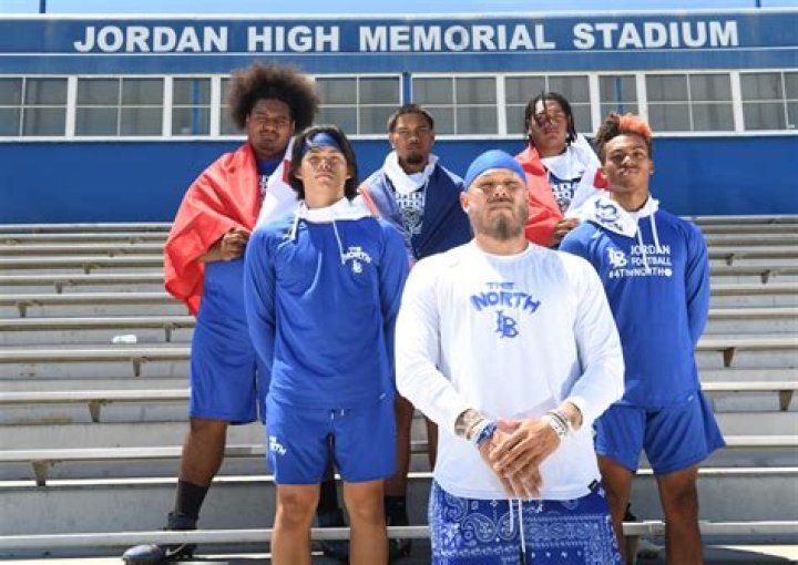 Football Recruiting | Long Beach Jordan High