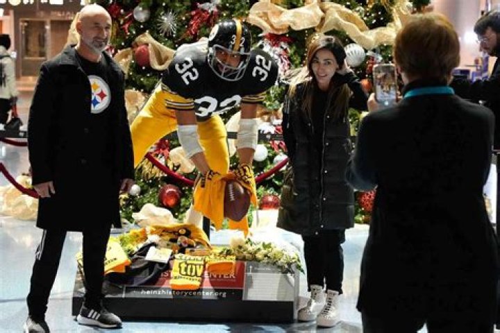 Franco Harris was much more than the 