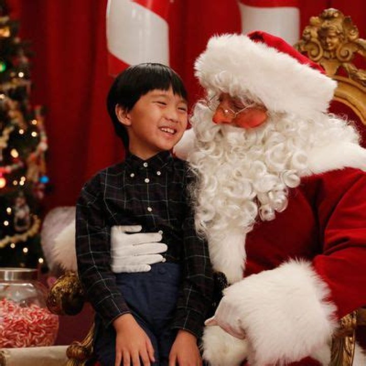 Fresh Off the Boat Recap: Lao Ban Santa 