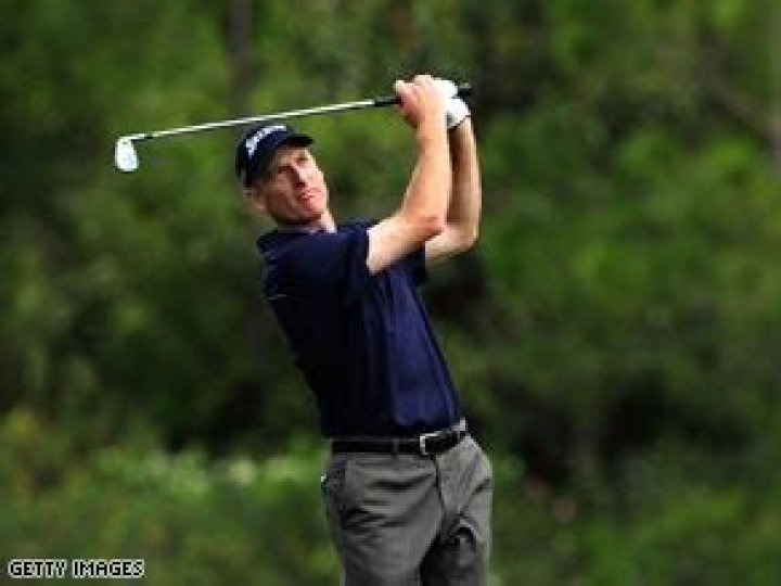 Furyk tops leaderboard at last on PGA Tour
