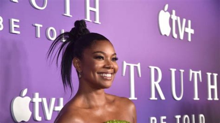 Gabrielle Union Brought Back the Color-Blocking Trend in the Glitziest Gown