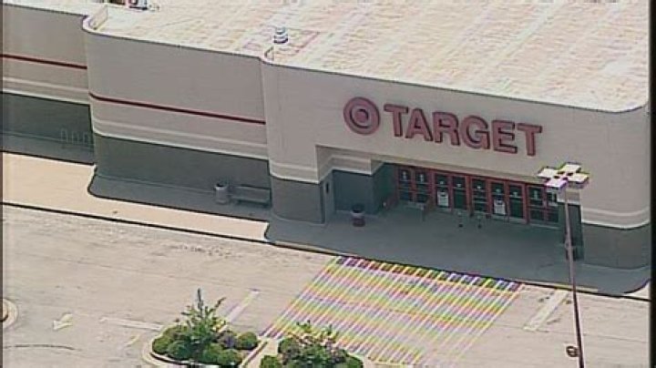 Gainesville Target evacuated after bomb threat