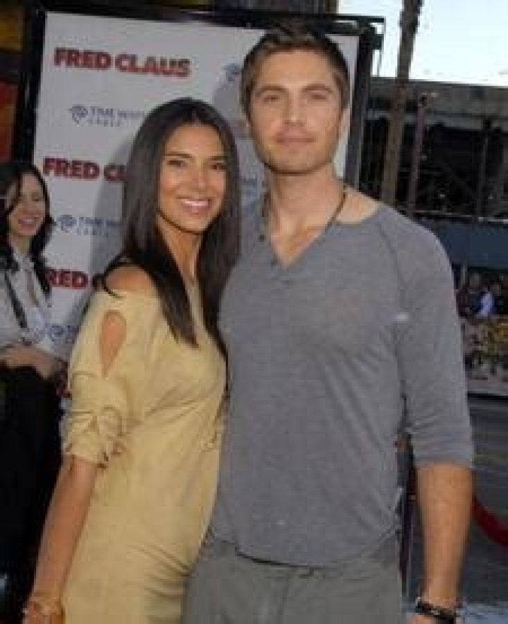 Gary Stretch and Roselyn Sanchez