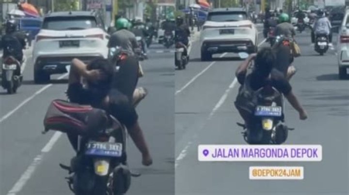 Geger! Video Viral Pria Mengendarai Motor Sambil Rebahan di Jalan Margonda Raya