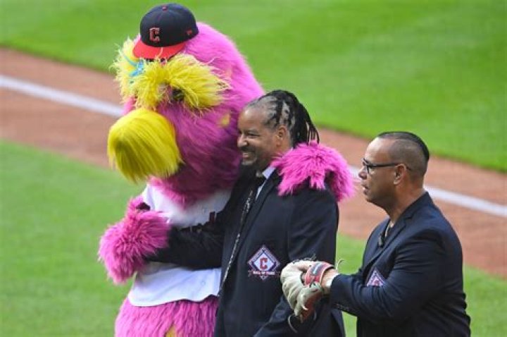 Guardians honor Manny Ramirez, who reminds what ‘Manny being Manny’ is all about