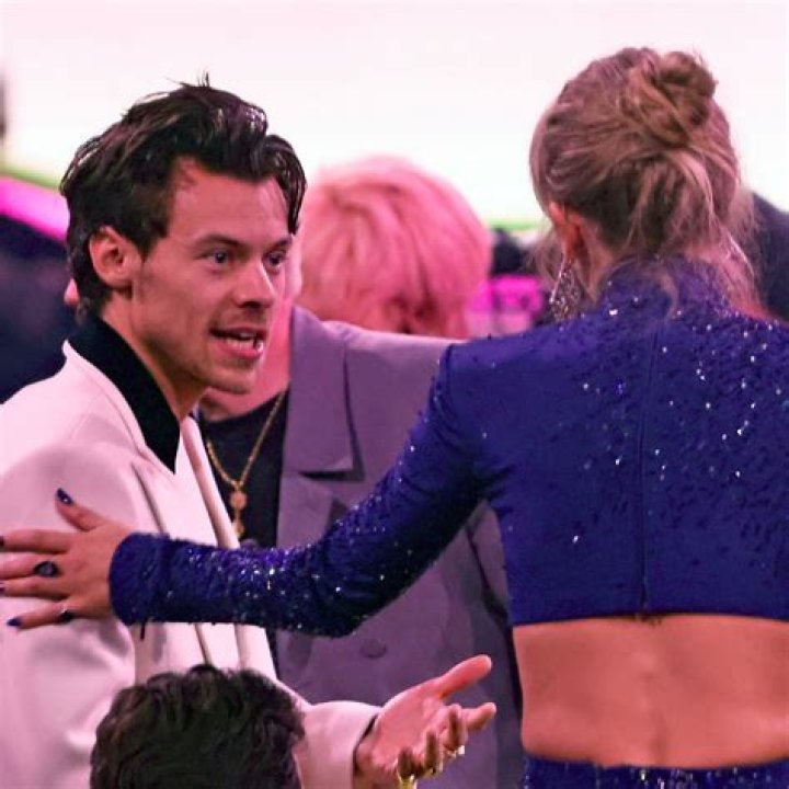 Harry Styles and Taylor Swift Have a Friendly Conversation At the Grammys