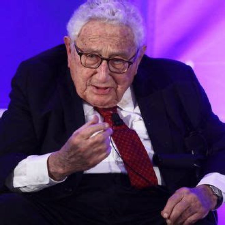 Henry Kissinger Gets a Kiss-Off