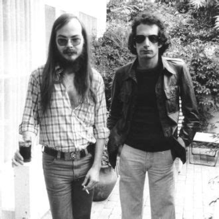 Honey, Wake Up, New Steely Dan Just Dropped