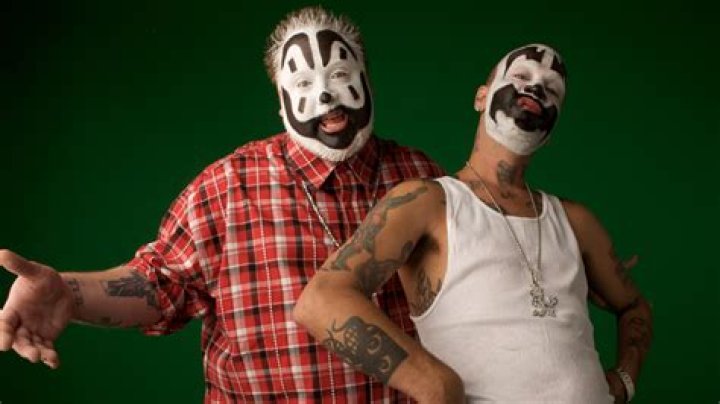 How Old Is Shaggy 2 Dope
