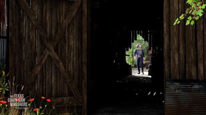 How To Enable Crossplay On Texas Chainsaw Massacre Xbox