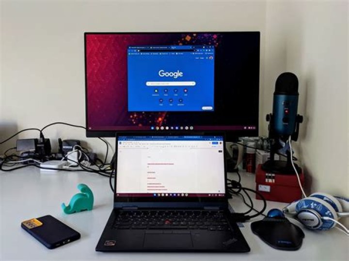 How to move windows to a second screen on a Chromebook
