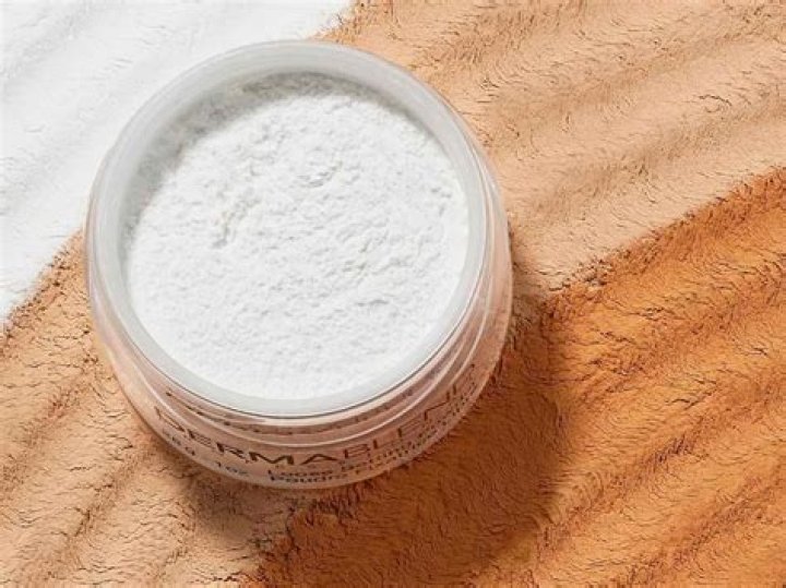 I Have Super Oily Skin, but This Setting Powder Keeps Me Shine-Free