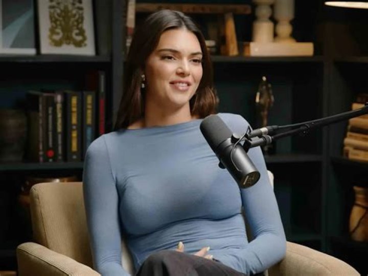 I’m Obsessed With This Kendall Jenner-Worn Cashmere Shirt