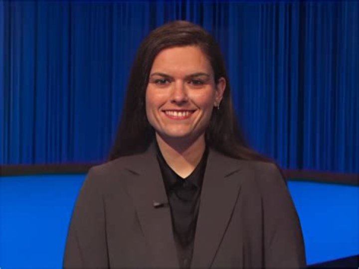Ilhana Redzovic (Jeopardy) Biography, Age, Husband, Wiki