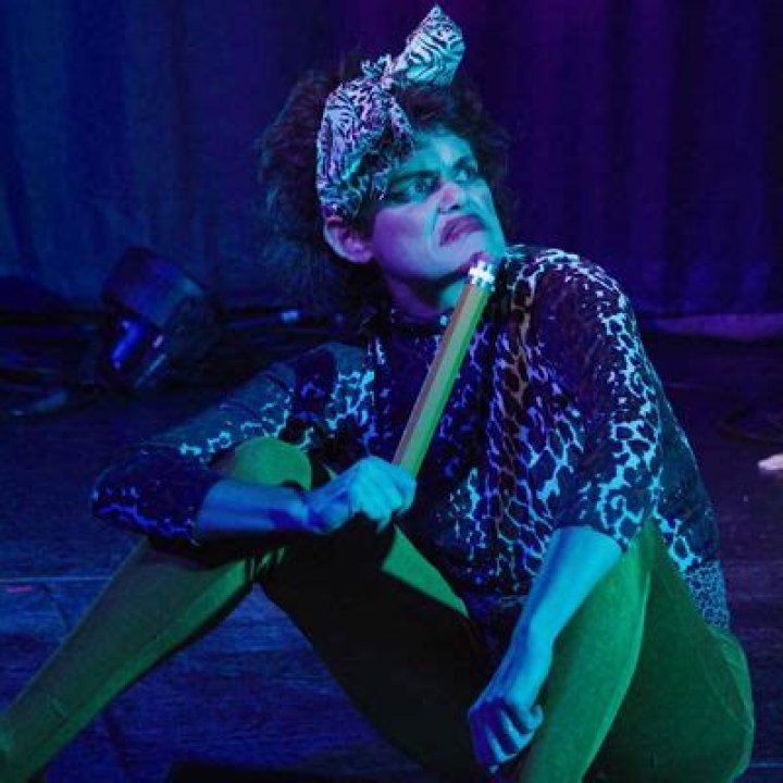 In Weirdo Night, the Avant-Garde Fights Dirty