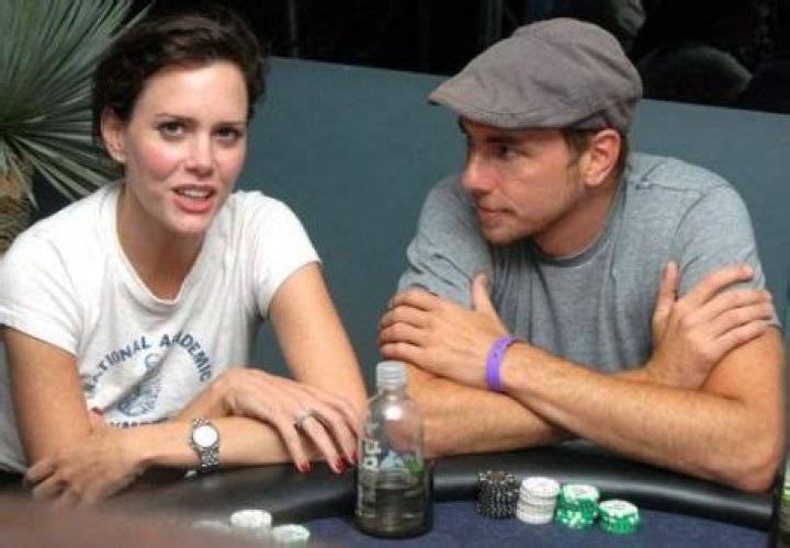 Ione Skye and Dax Shepard