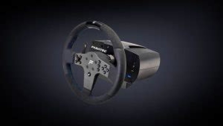 Is fanatec better than ThrustMaster?