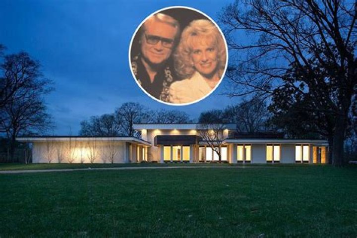 It’s George Jones and Tammy Wynette’s House!