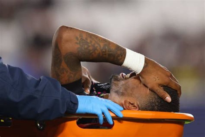 Ivan Toney injury ‘not significant’ and Brentford striker in contention to face Liverpool