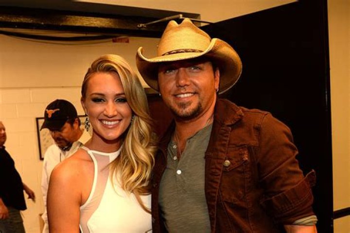 Jason Aldean's Son Hilariously Rejects New Hairstyle [Watch]
