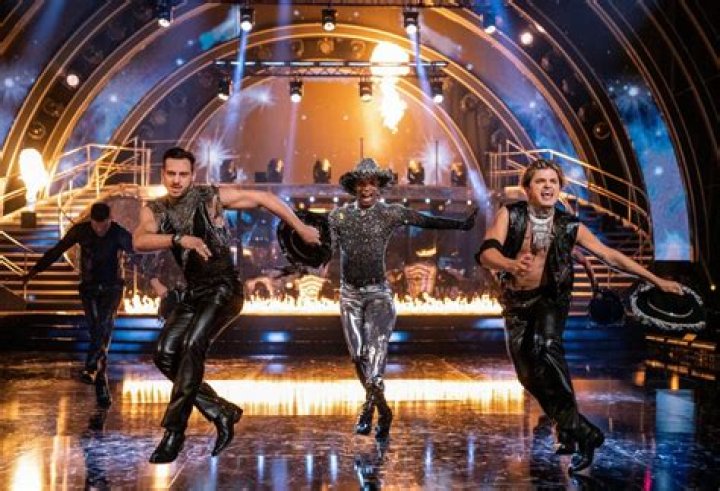  Jason Bell net worth: American football player takes on Strictly Come Dancing Sat 24 October 2020 17:23 Ella Kipling 
